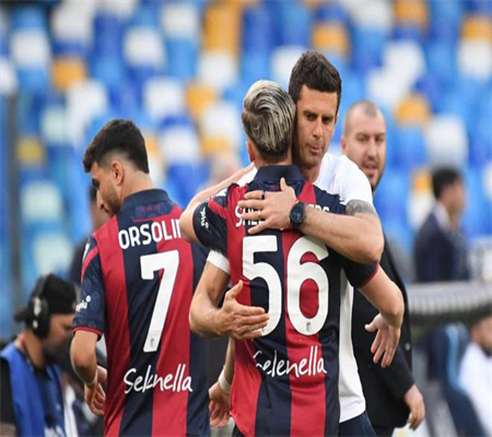 Trước Trận Đấu Trực Tiếp Giữa Eintracht Frankfurt Và Napoli Vòng 1/8 Champions League Ngày 22 Tháng 2