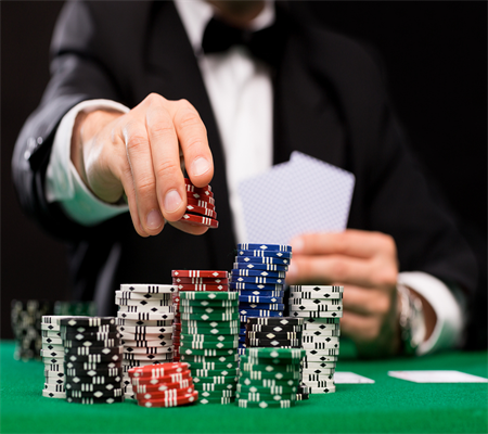 3 Bí Quyết Trở Thành Cao Thủ Đánh Bài Texas Hold'em: Đường Sáng Rực Rỡ, Bám Chặt Cơ Hội, Tư Duy Điềm Tĩnh